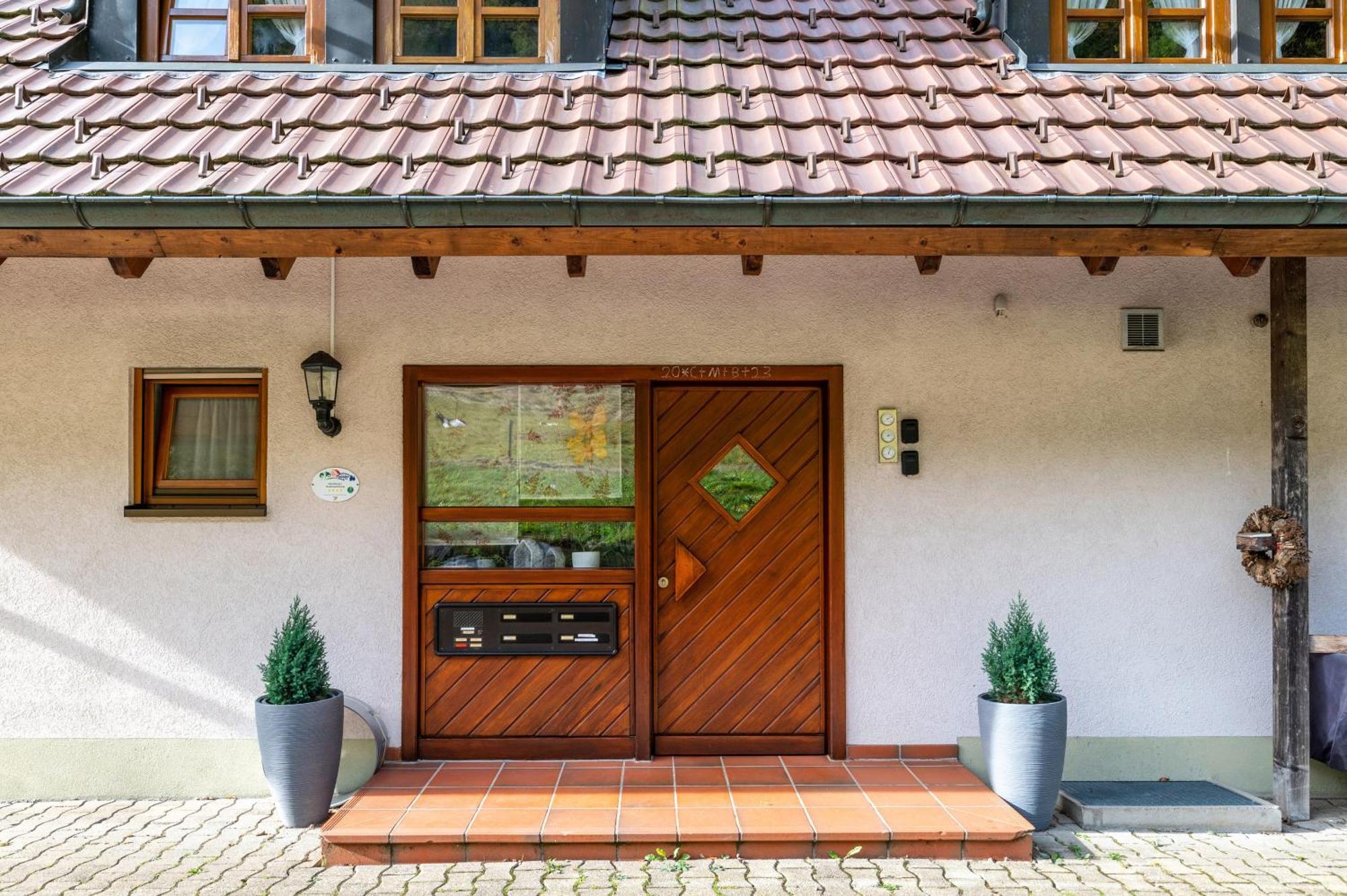 Gasthaus Zur Linde- Napf Oberried  Exterior foto